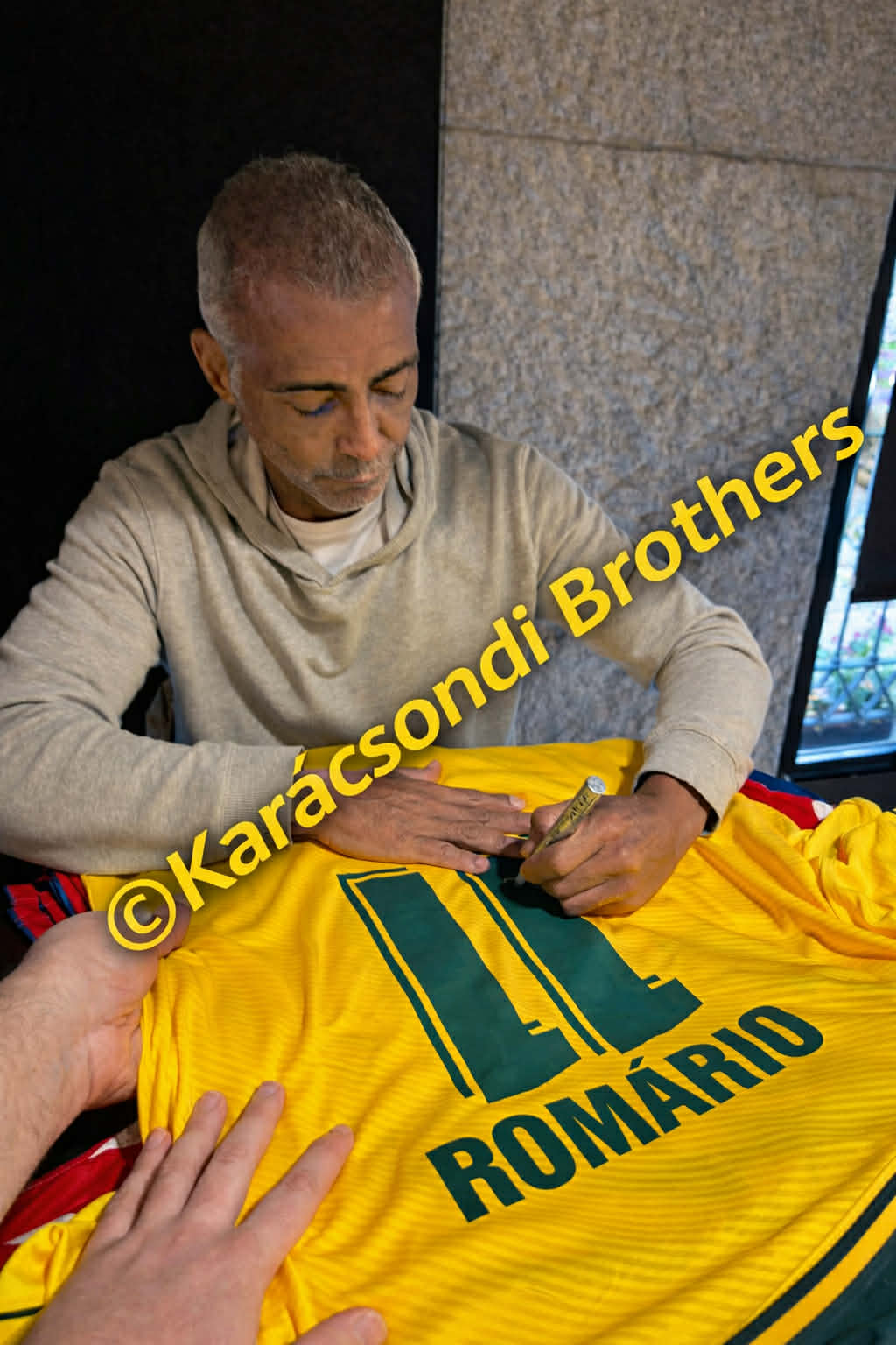 Dedikált sport relikvia